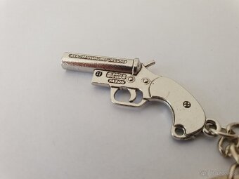 Kľúčenky v tvare strelnej zbrane 1 - 14