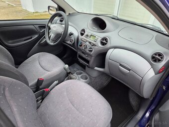 Toyota Yaris 1.0 benzin 50kW - 14