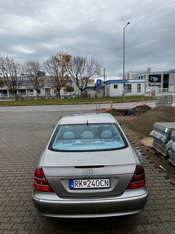 MERCEDES E W211 220 CDI 110 KW M6 - 14