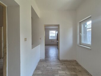 Predaj 4 izbový dom Kolárovo, Poľná 19 - 14
