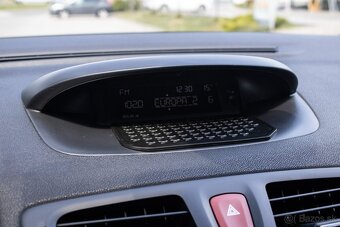 Renault Mégane Coupe 1.6 16V 81 kW - 14