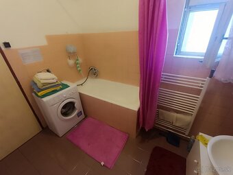 Exkluzívny 4-izbový byt v historickom srdci mesta - Žilina - 14