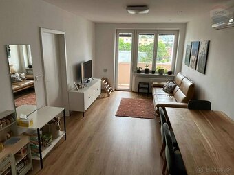 Prenájom 3. izbového bytu Skalica - 14