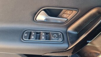 Mercedes-Benz CLA Shooting Brake 180 CDi 85KW M6 - 14