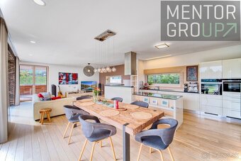 360° VR - Ponúkame na predaj nadštandardnú rodinnú vilu - Li - 14