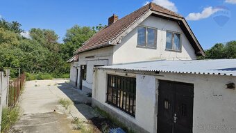 Na predaj 6-izbový domu 170 m2 s dvojgarážou 72 m2 v obci To - 14