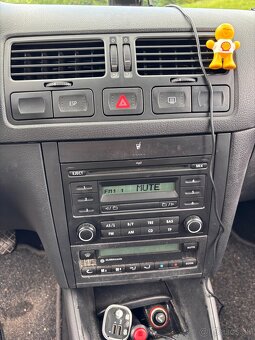 Volkswagen golf 4 1.6 FSI - 14