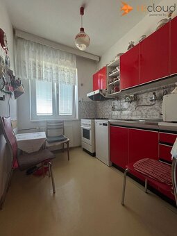 Rodinný dom s garážou v Hlohovci, časť Šulekovo - 14