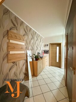 3-izbový byt (80 m²) s dvoma balkónmi, komplet zariadený - 14