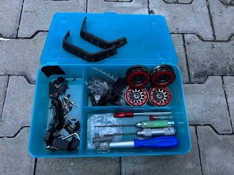 RC Land Rover Defender - 14