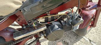 Motor na Babettu 207 - 14