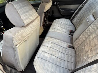 Rozpredám mercedes 190d w201 - 14