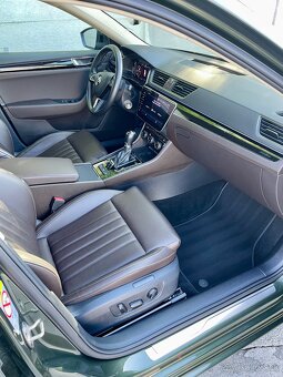Škoda Superb Combi 2.0 TDI 190k 4x4 L&K DSG - 14