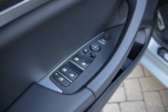 BMW X3 xDrive 20i mHEV /aj na splátky/ - 14
