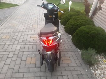 Elektrobicykel  skuter ako nový - 14