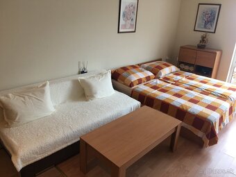 Predám Priestranný apartmán s výhľadom na more Bulharsko - 14