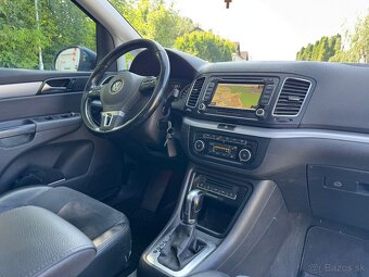 VW SHARAN 2.0 TDI DSG 7 MIESTNY PANORÁMA KLÍMA ŤAŽNÉ KOŽA - 14
