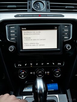 Volkswagen Passat b8 140kw 4motion DSG - 14