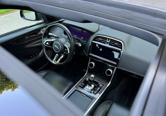 🚗Jaguar XE 2.0D I4 R-Dynamic HSE AT - 14