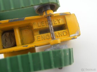 Morris J2, Commer van Nestles, Caterpillar - 14