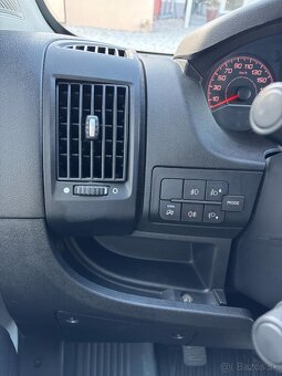 Citroën Jumper Furgon 2.2 BlueHDi 140k 33 L3H2 odp. DPH - 14