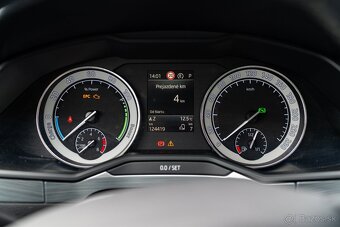Škoda Superb Combi iV, DSG, 2020 - 14