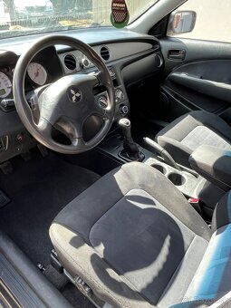Mitsubishi Outlander - 14