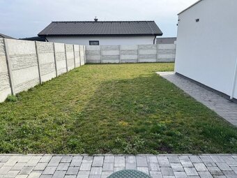 3 izbový RD s garážou a veľkou záhradou, Slovenský Grob - 14