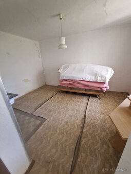 Na predaj 3 izbový rodinný dom - 14