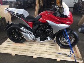 MV Agusta Turismo Veloce 800 - 14