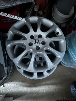 Honda-CRV executive - 14