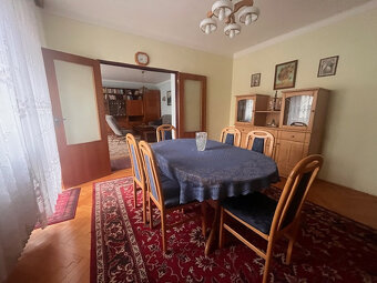 Dvojgeneračný rodinný dom blízko centra mesta. - 14