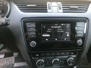 Škoda Octavia Combi 1.6 TDI Business - 14