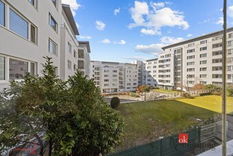 Predaj: Priestranný 3 izbový byt Nové Mesto, Stromová ulica - 14