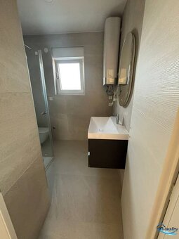 Privlaka - apartmán v novostavbe len 80m od mora - 14