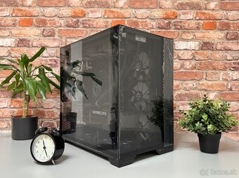Ryzen 9 9950X3D\96GB\RTX 5090\SSD\1200W Zdroj - 14