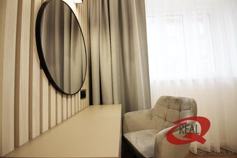 BEZ PROVÍZIE//NADŠTANDARDNE VYBAVENÝ BYT V CENTRE MESTA - 14
