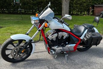 Honda Fury VT 1300 CX - 14