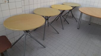 PRESKLENÁ CHLADNIČKA , CHLADIACA VITRÍNA, Plynový sporák - 14