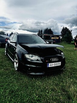 Audi RS4 avant b7 - 14