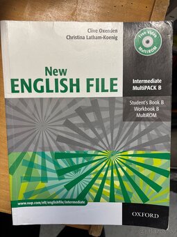 Predam nasledovne scripty, ucebnice - 14