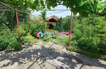 PREDAJ 6 izb. RD + DVOJGARÁŽ + OVOCNÁ ZÁHRADA + ALTÁNOK - 14