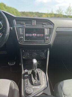 VW Tiguan R-line 4MOTION DSG - 14