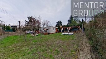 NA PREDAJ CELOROČNE OBÝVATEĽNÁ CHATA V BRATISLAVE – ZÁHORSKÁ - 14