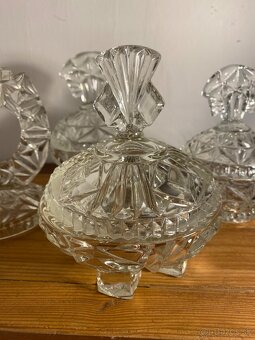 Sklenene dozy a svietniky - 14