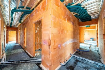 Moderná novostavba Rodinného domu v obci Hidasnémeti - 14