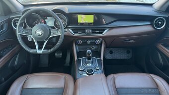 Alfa Romeo Stelvio 2.0 GME AWD Sr1 dph - 14