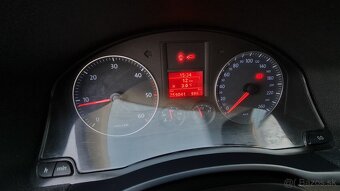 Volkswagen Golf V 1,9 Tdi 77kw Zeder Bez hrdze slušný stav - 14