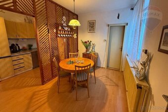 PREDAJ: Veľký rodinný dom s veľkým pozemkom 6548m2 v obci Du - 14