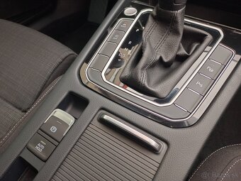 VW Passat B8 Variant 2.0TDI 110kW DSG - záruka Autodraft - 14